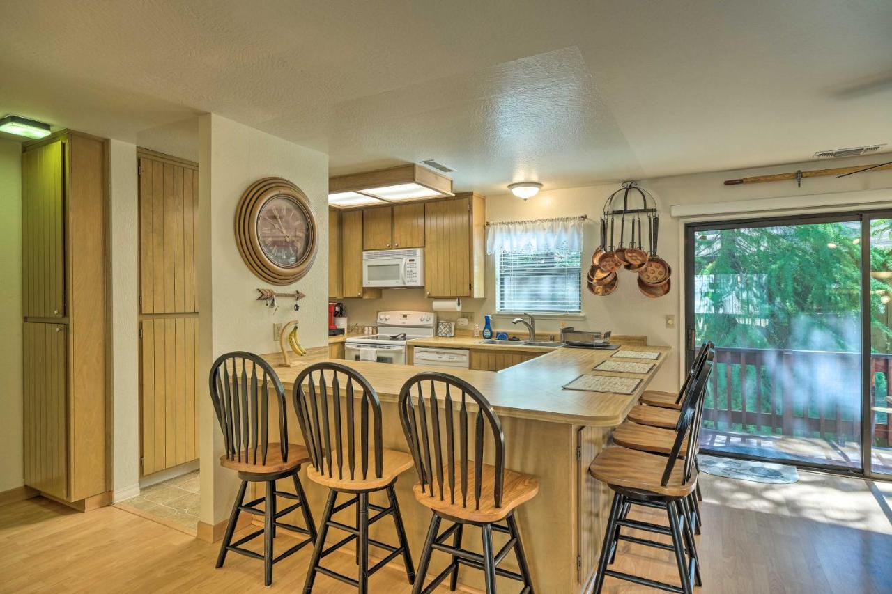 Pine Mountain Lake Haven With Spacious Deck! Groveland Exterior foto